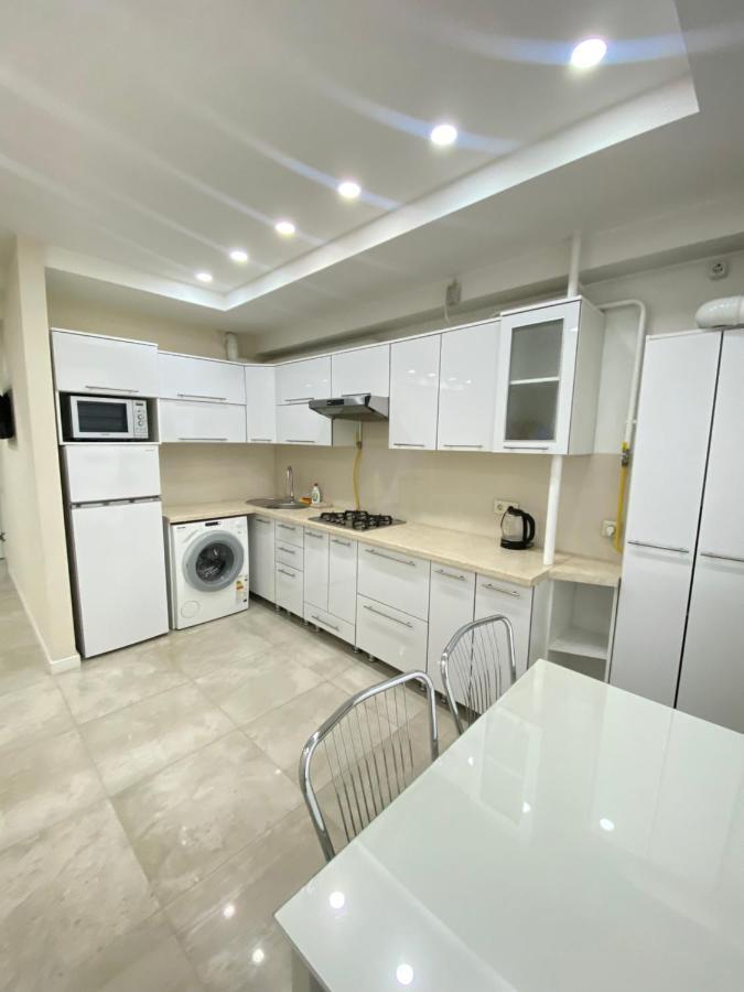 New Lux Apartment In Chişinău Extérieur photo