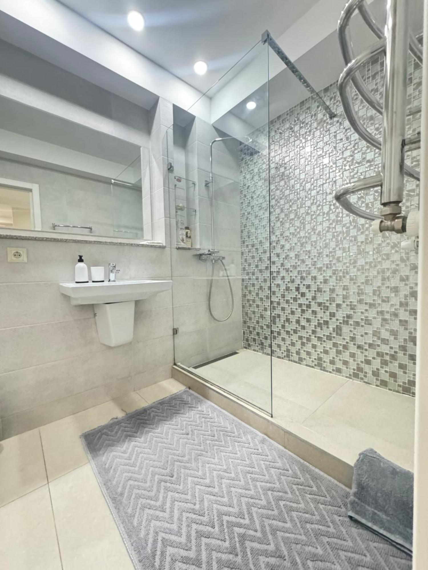 New Lux Apartment In Chişinău Extérieur photo