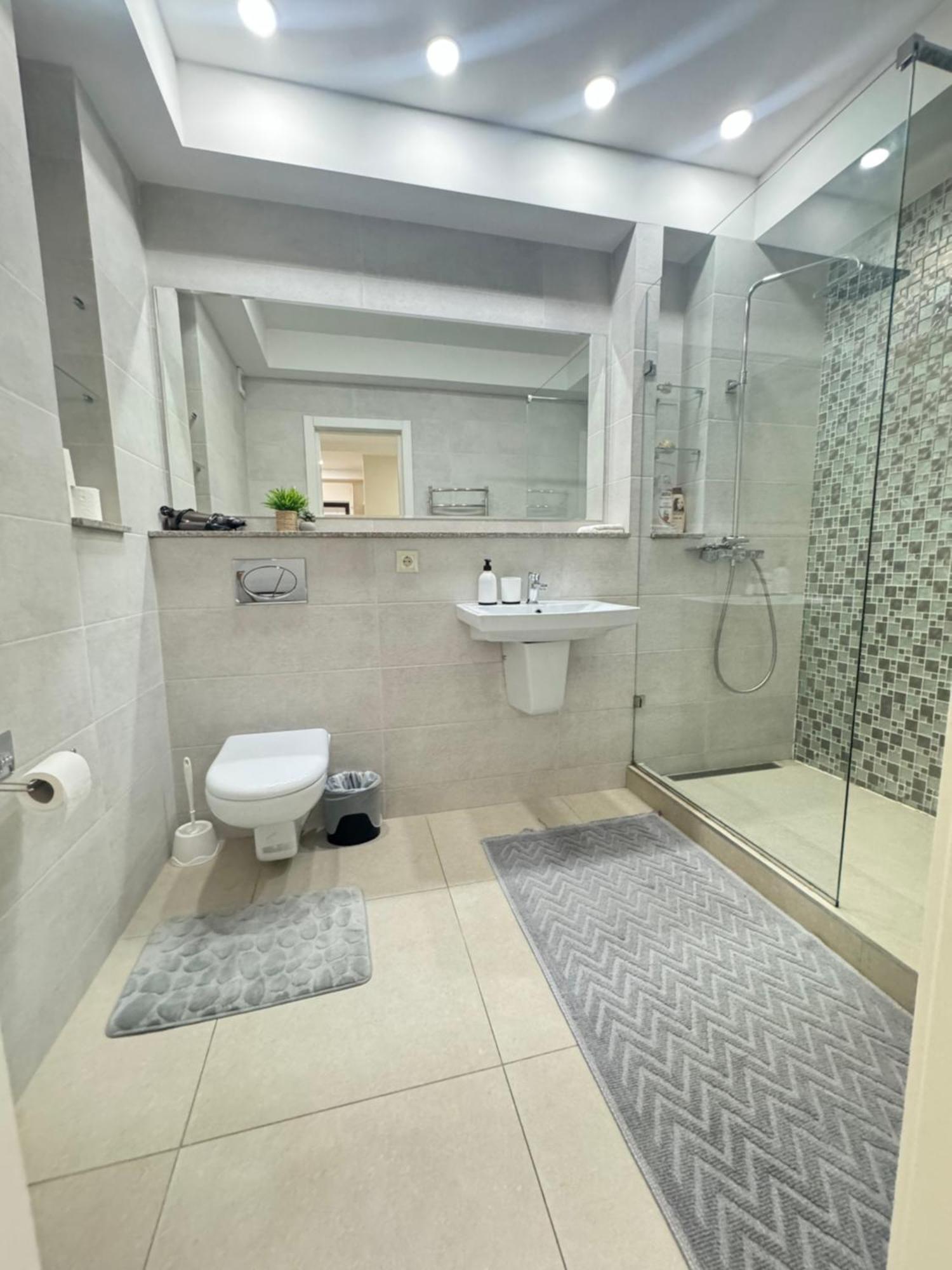 New Lux Apartment In Chişinău Extérieur photo